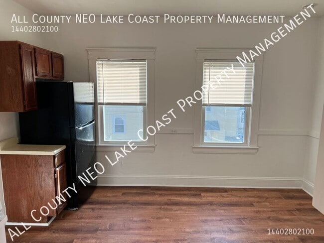 Photo - 2118 Dowd-#2 Up Unit #2 Up