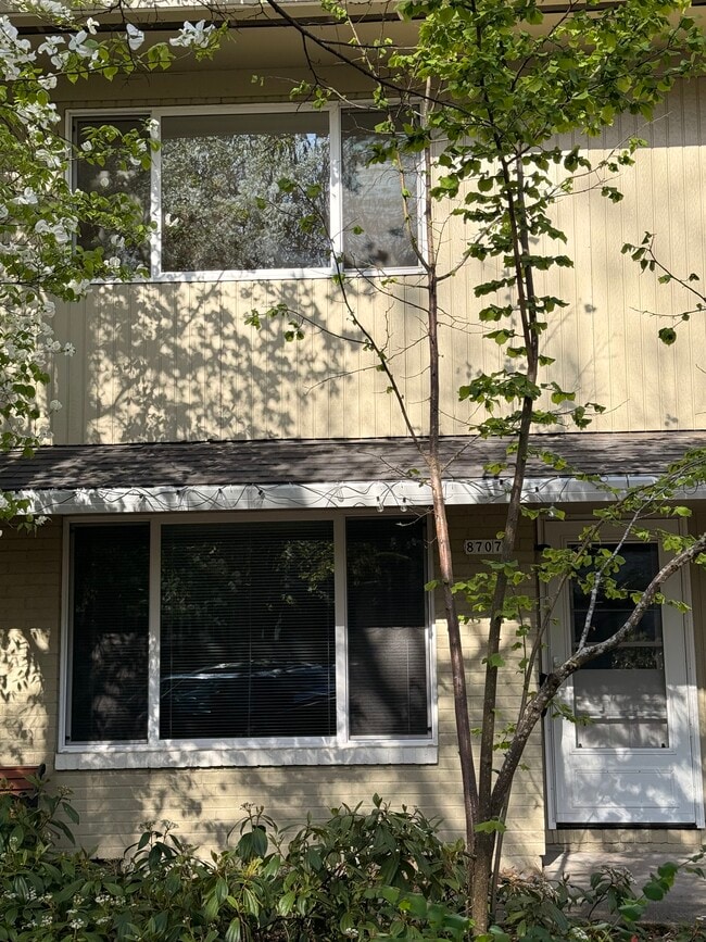 Photo - 8707 Southeast 9th Avenue