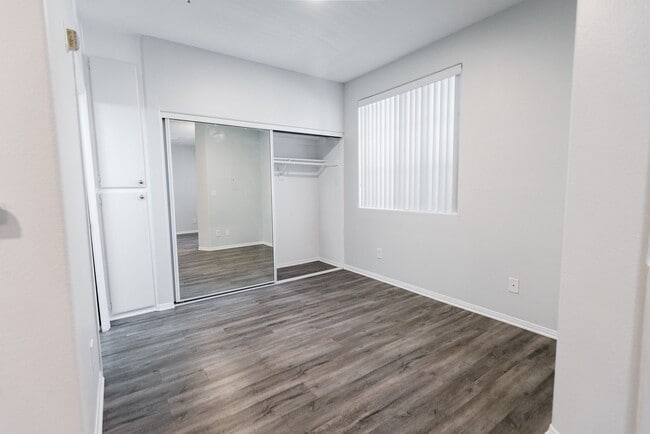 Photo - 114 North Doheny Drive