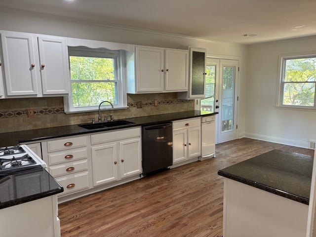 Photo - 5525 Perry Ln