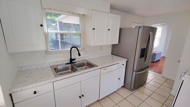 Photo - 45 Greenlee Rd