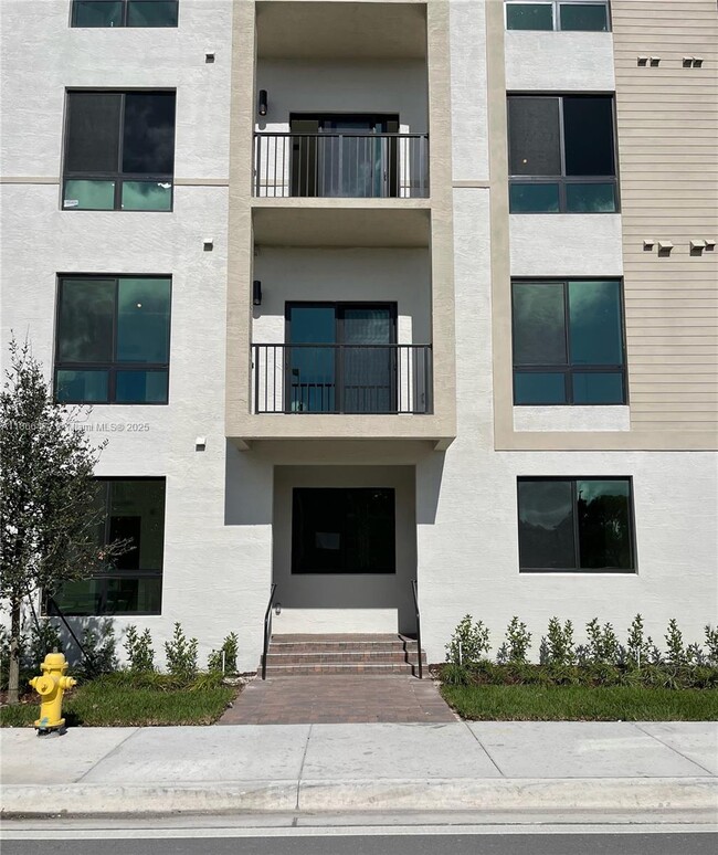 Building Photo - 8265 NW 41st St Unit C-107