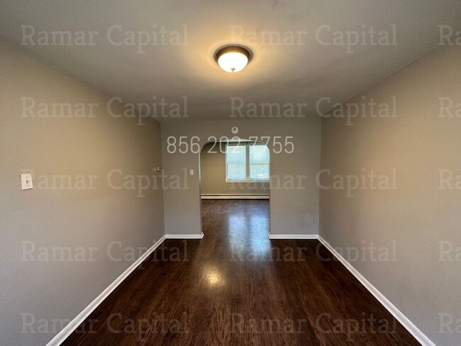 Photo - 3 Bedroom / 1 bath Row-house available NOW!!!