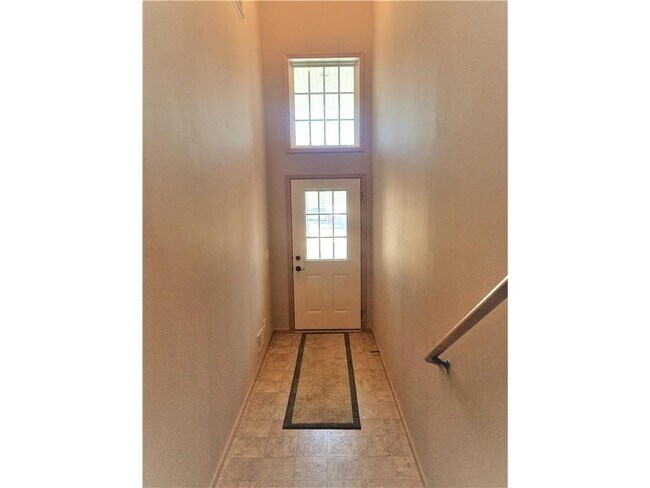 Photo - 11898 Emery Village Dr N