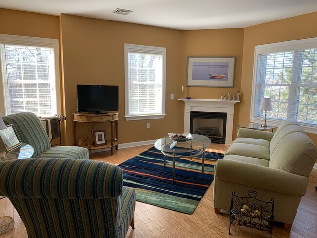 Photo - 200 Chickering Rd Unit Kittredge Crossing