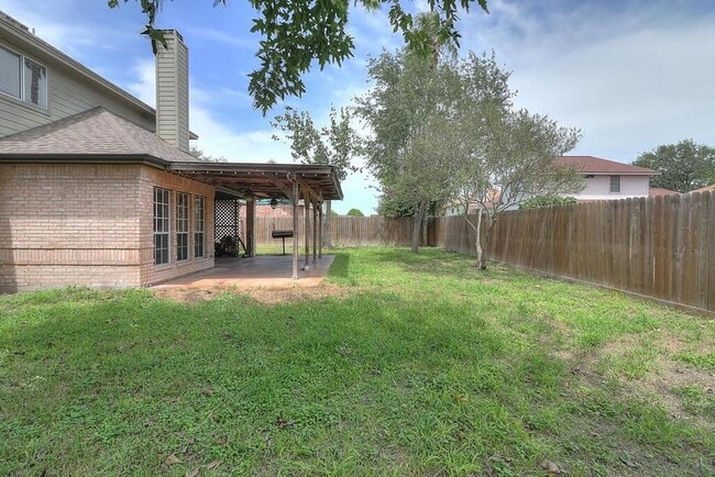 Photo - 7810 Duchess St