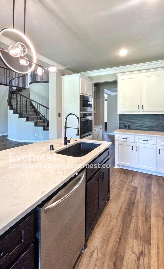 Photo - 306 Greenhill St