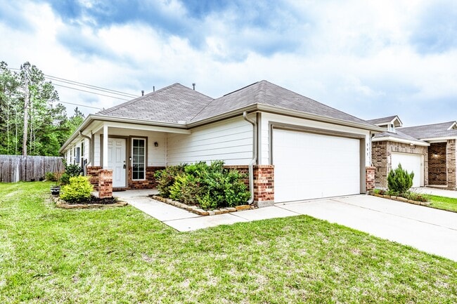 Building Photo - 207 Black Bear Dr