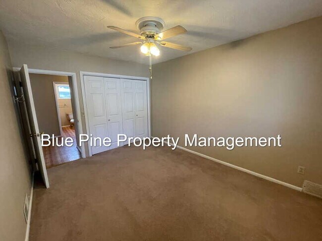 907 J St