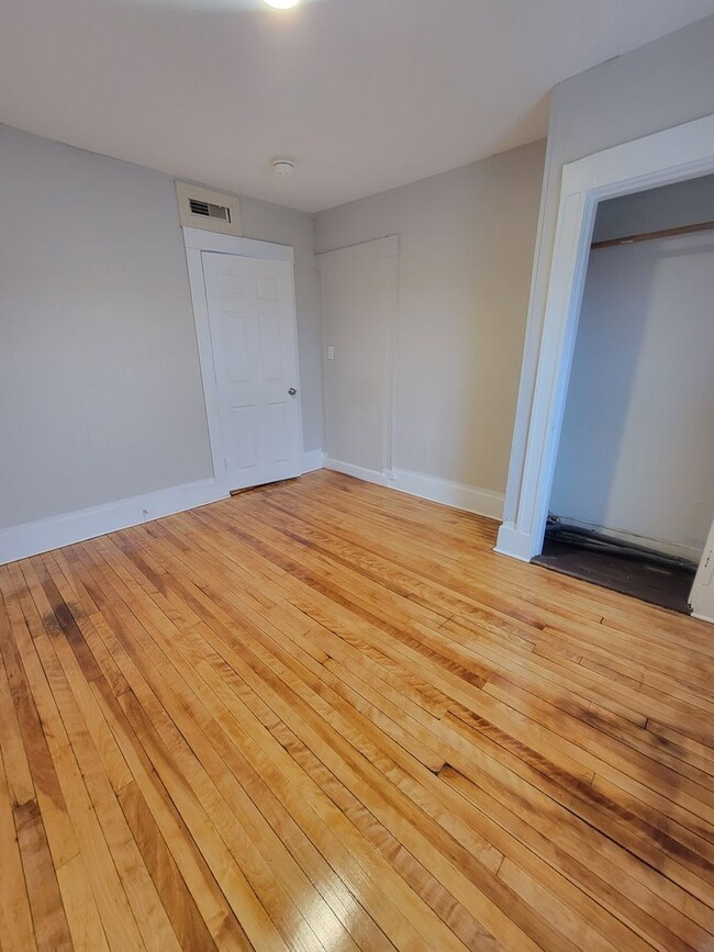 Photo - 15 Broadway Unit 3