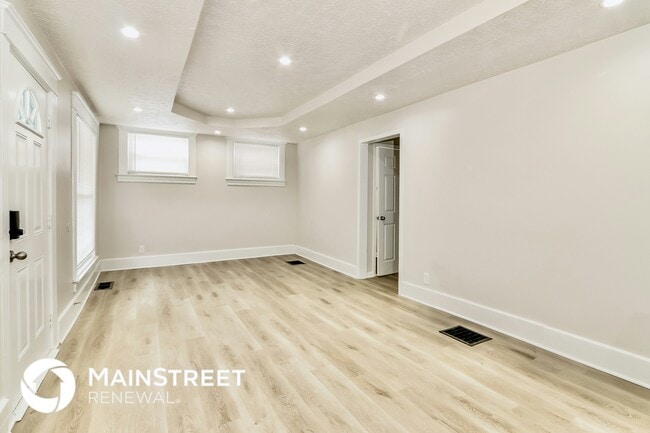 Photo - 124 N 43rd St