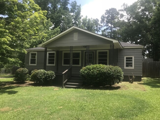 Building Photo - ***UPCOMING**2 Bedroom / 1 Bathroom Home for Rent in North Columbus, GA***