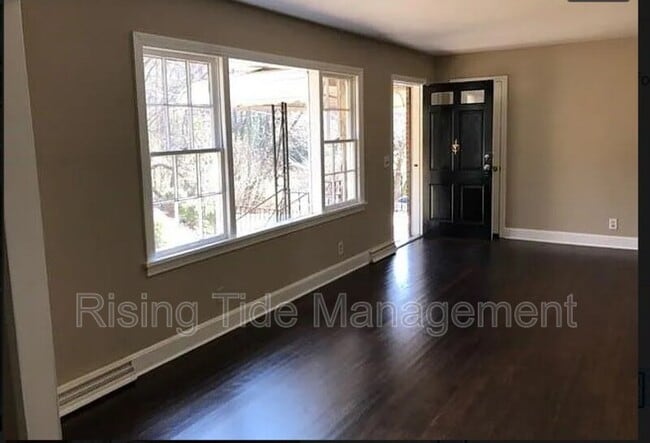 Photo - 800 Hillcrest Rd