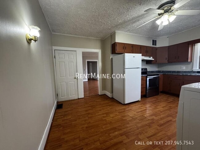 Photo - 2 Danielson St Unit 3