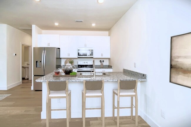 Building Photo - 2442 Legg Ln