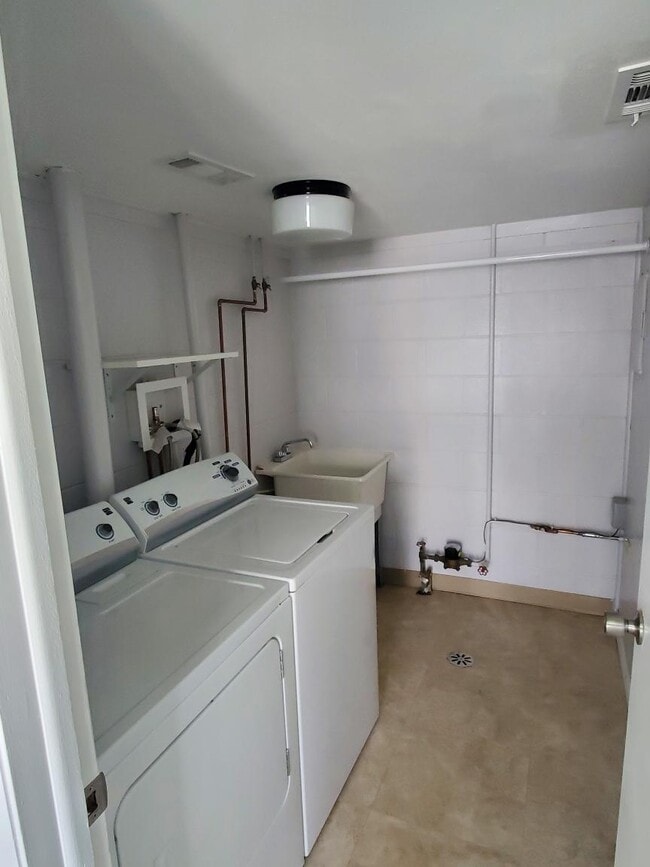 Photo - 1117 Quanset Ct Unit 1117
