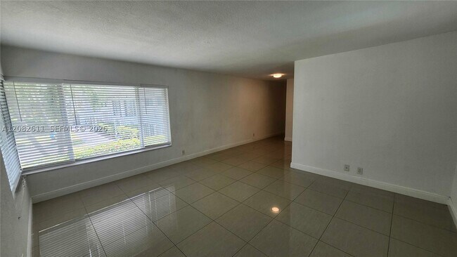 9770 E Bay Harbor Dr Unit 6S