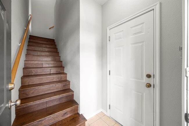 Photo - 7501 Shadowridge Run Unit 102