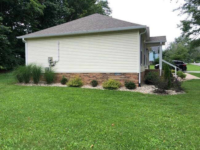 Side Yard - 36 W Paris St