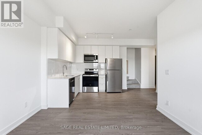 Photo - 16 Melbourne Ave