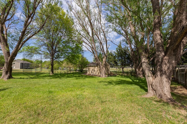 Photo - 8502 W Westlawn Cir