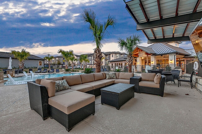 Ventana Plum Creek