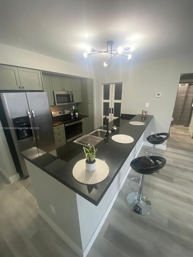 Photo - 10350 W Bay Harbor Dr Unit 7J