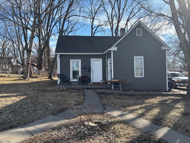 Photo - 18 E Forest Ave Unidad A