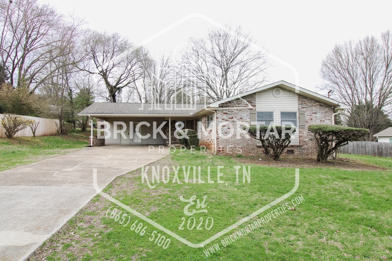 Photo - 209 Medford Road
