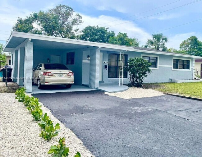 Photo - 4 br, 2 bath House - 430 SW 31st Ave