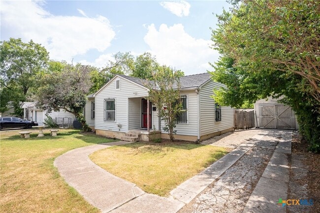 Building Photo - 602 W Kern Rd Rental