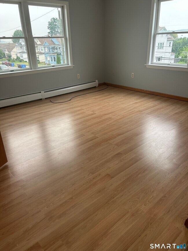 204 Booth St