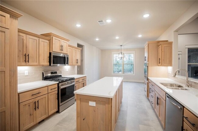 Photo - 1371 Padova Ave