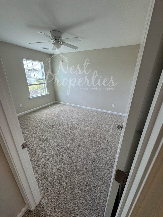 Photo - 198 Carriagebrook Cir