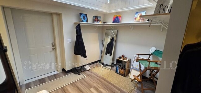 Photo - 3947 E Calvary Rd