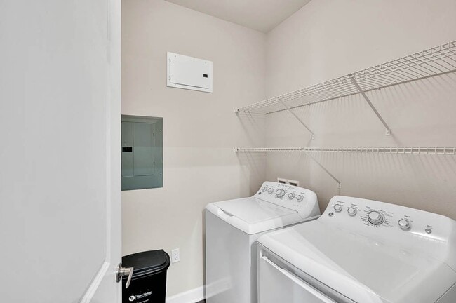 Creekside Apartment Homes general photo