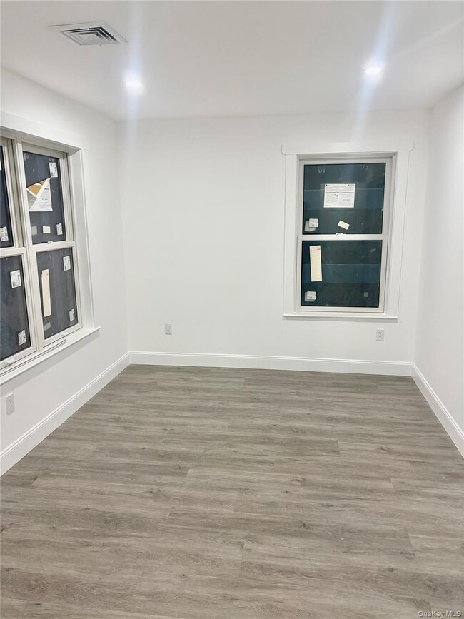 Photo - 15 Potomac St