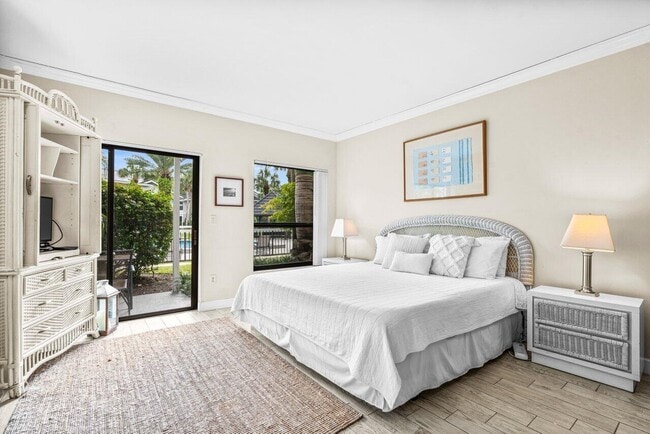 Photo - 11863 Wimbledon Cir Unit 432