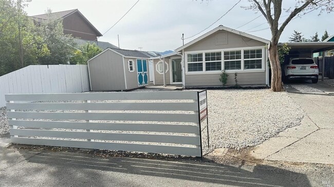 Building Photo - 1324 Community Dr Rental