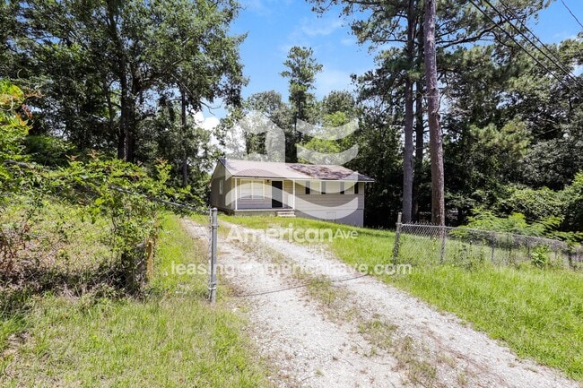 Photo - 4715 Avery St