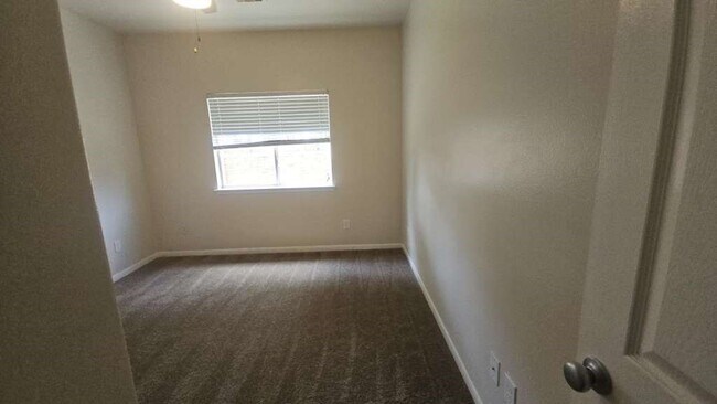 Photo - 14902 Arvonshire Ct