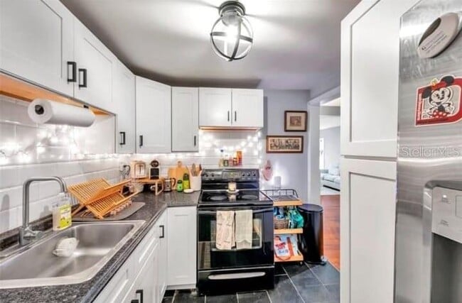 Photo - 1761 1/2 13th Ave S