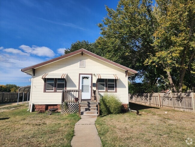 Building Photo - 811 W Main St Rental