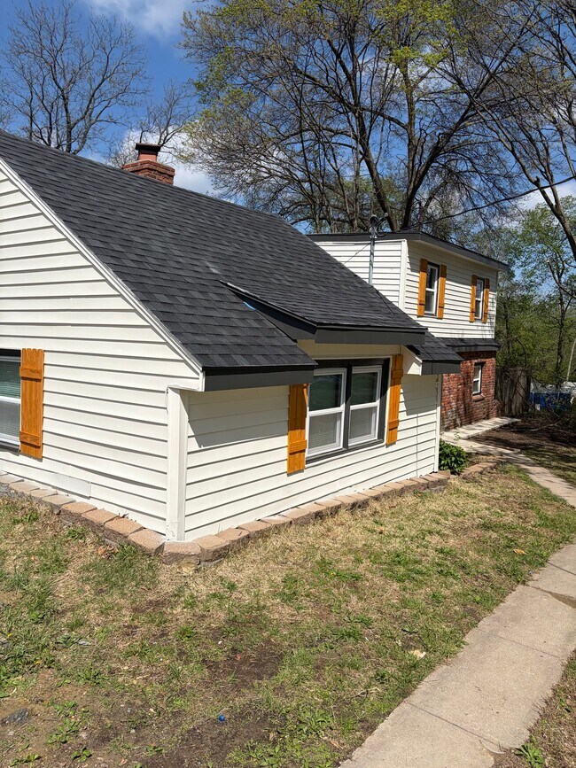 Photo - 7838 James A Reed Rd