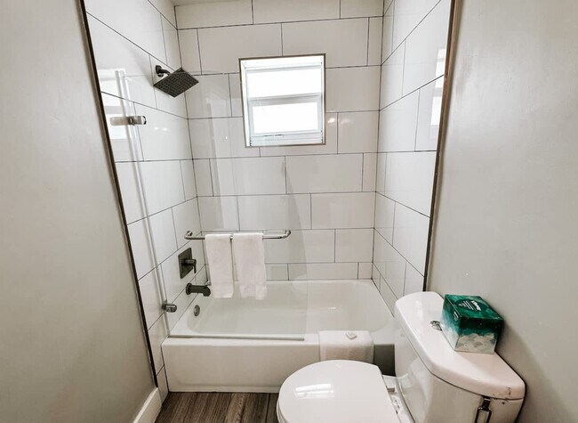 50 Davie Blvd Unit SI ID1504030P