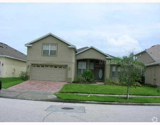 Building Photo - Spacious 4 bedroom with 3 bathrooms and se... Rental