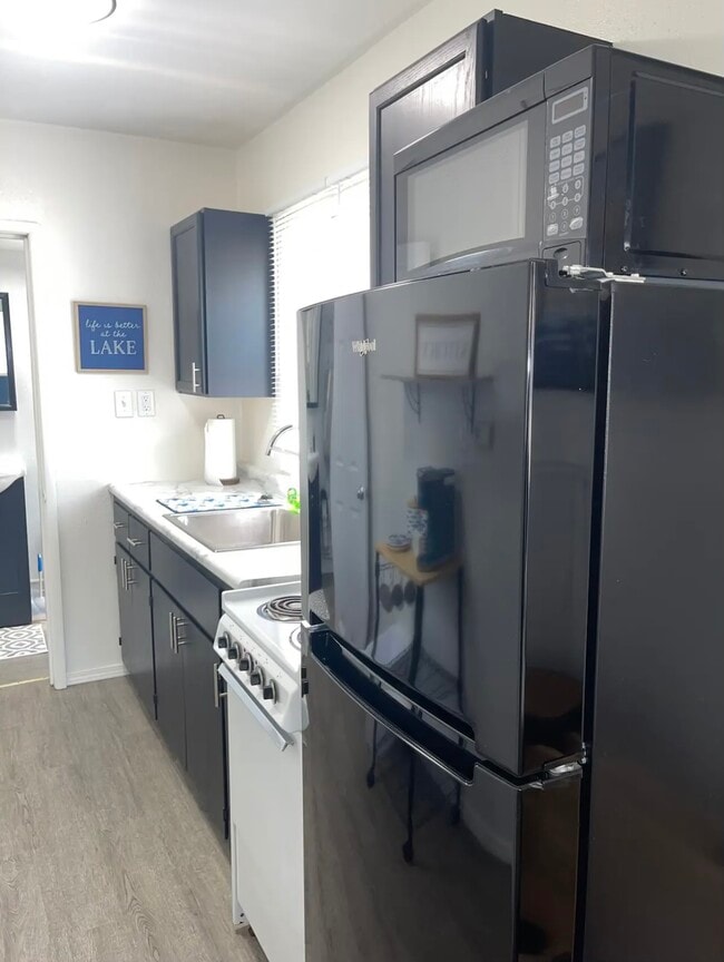 Photo - 106 15th Ave S