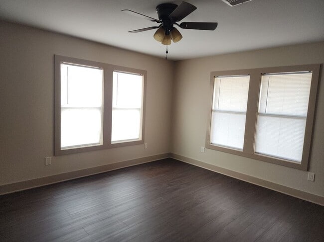 Photo - 1128 Farm to Market Rd 532