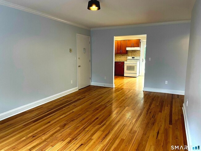 Photo - 9 Windell Pl Unit 9