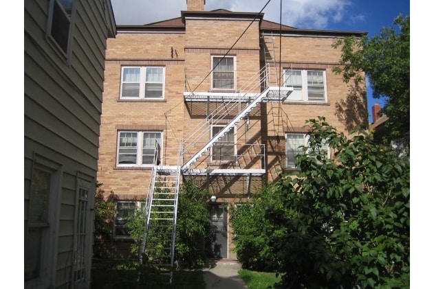 Augustus Apartments